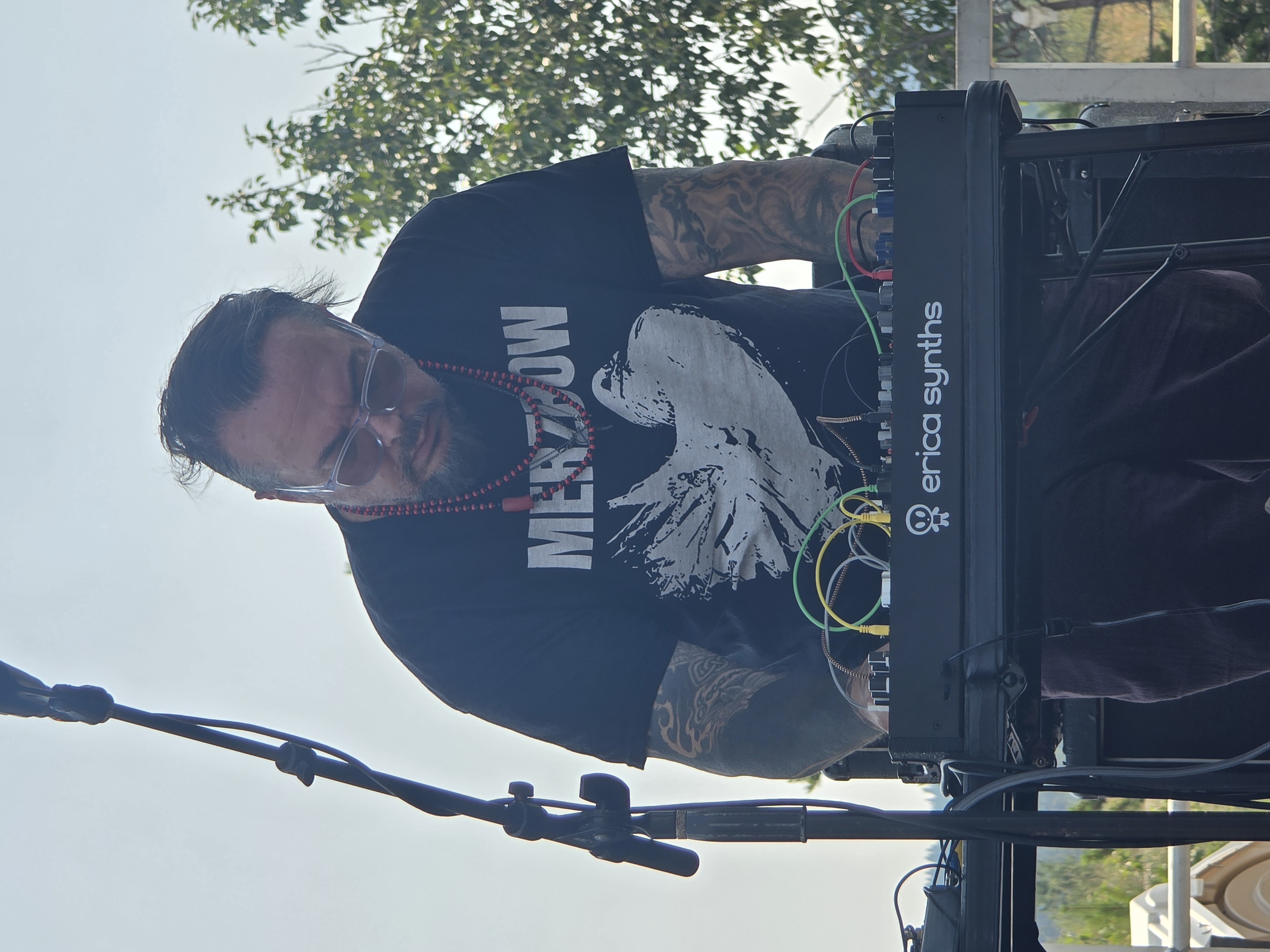 Iggor Cavalera rocking a Merzbow shirt at Fire in the Mountains